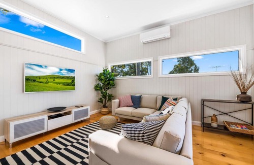 Toowoomba House | Bluestone Cottages - The Shop