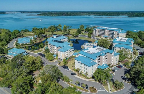 Palmetto Dunes Condo | Bluewater Resort and Marina 1br Suite Sunday Check-In