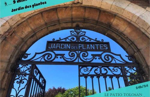 Saint - Michel Apartment | ► BNB TOULOUSE ► Le Patio Tolosan Clim Métro, bus, tram WiFi