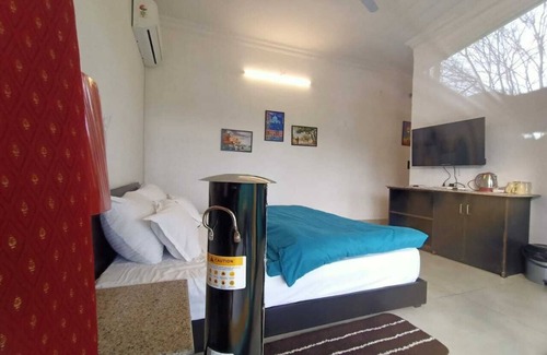 Kharar Other | BnBBuddy Farmhouse Retreat with pool Chandigarh