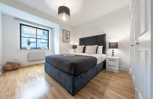 The City of London Apartment | BnBNova - 1BR - Holborn & Central London