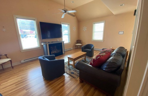 Boalsburg Apartment | Boalsburg Village King Suite- living room and bedroom- minutes from PSU.