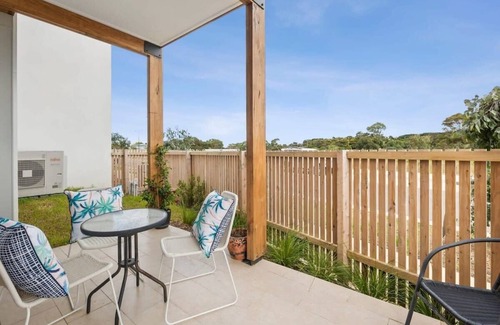 Torquay Apartment | Boardwalk on Bright Coastal Apartment