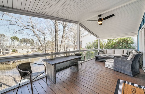 Norwood House | Boat Dock & Slip: Waterfront Home on Lake Tillery!