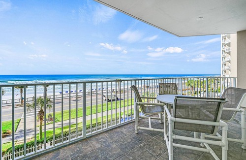 Miramar Beach Condo | BOB AND MARY'S BEACH RETREAT, FABULOUS GULF VIEWS, GREAT 5 STAR REVIEWS.