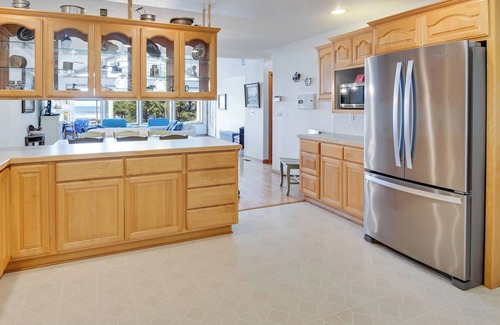 Yachats Apartment | Bob Creek Loft - Cape Perpetua Area