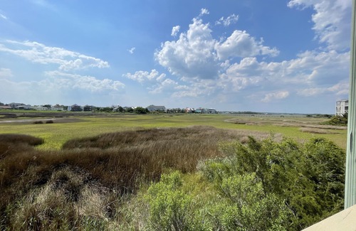 North Carolina Coast Condo | Bob's Island retreat
