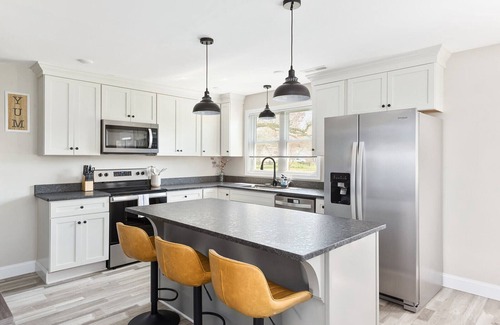 Locustville House | Bobtown Bungalow- By the Chesapeake Bay