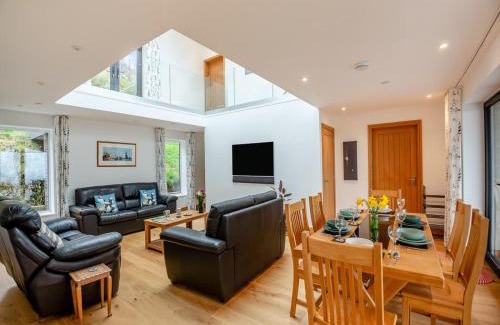 Aberdovey House | Bodwennol - A Stunning House!