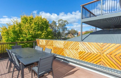 Jindabyne House | Bogong Lakeview – 1/19 Bogong Street