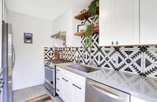 San Juan Capistrano House | Bohemia Casa! Family&Pet friendly.3mi to the beach