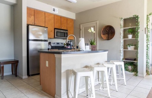 West Campus Apartment | Bohemian Austin Vibes 🤘