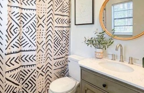Hinesville House | Bohemian Bliss: Charming 3 bd Retreat w Home Gym