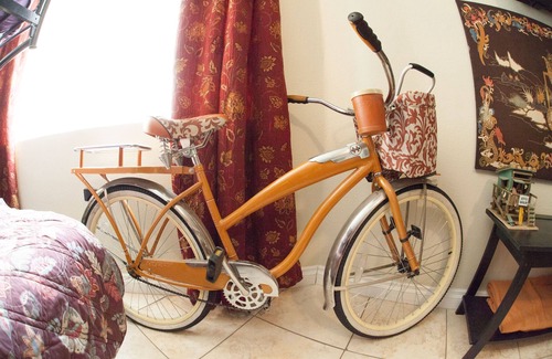 Winchester Condo | Boho Haus w/Cats & Pool | 420 Friendly | Near Strip & Convention Center
