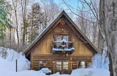 Pointe-au-Chene Ski Chalet | Bois Rond Summary: Bi