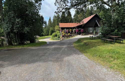 Bad Wildbad Apartment | Bollenhut 1 Large, bright vacation apartment with terrace