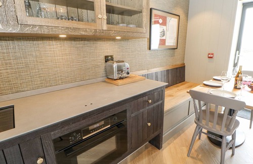 Appleby-in-Westmorland Cottage | BOLTON COTTAGE, pet friendly in Appleby-In-Westmorland