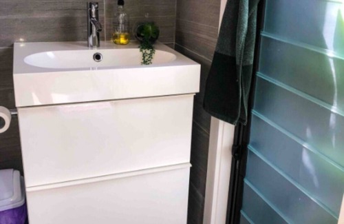 Bondi Beach Apartment | Bondi Garden Studio - short walk to Bondi Beach
