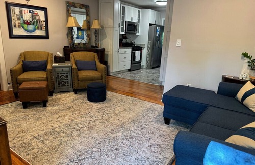 Rosewood House | Bonham Burrow | 2BR 2BA Home Near USC & Ft Jackson