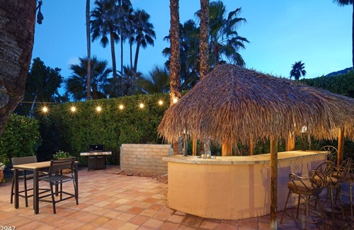 Old Las Palmas House | Book a Fall Getaway Today! Delightful Gated Estate with Tiki Bar and Pool!
