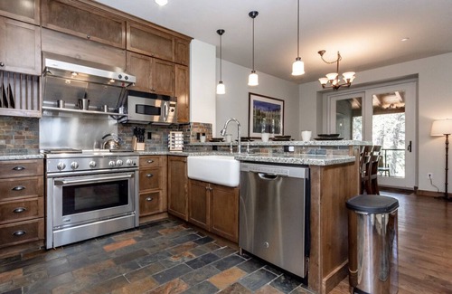 Woodwinds House | Book Fall Stays Today! Townhome with Private Hot Tub, Mountain Views and Grill; Close to Slopes!