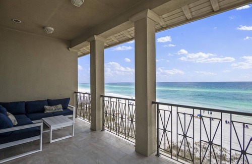 Delos House | Book Now for a Fall Stay! Frangista Beach! Private Pool! 5 Adult Bikes!