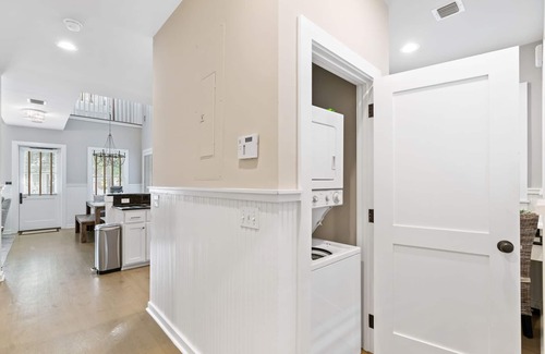 WaterSound Beach House | Book Now for Fall Stays! Convenient location! Golf Cart! Charming WaterSound Cottage!