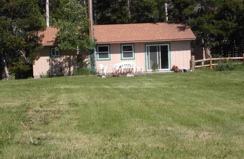 East Glacier Park Village House | Book Today! Spectacular Mountain Views!