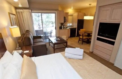 West Sedona Resort | Book your HVC Studio at the Sedona Summit Resort And Save BIG!