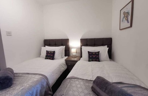 Castle House | BOOM! Stay in the City