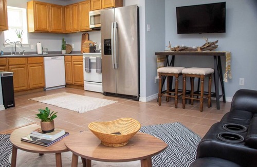 Fort Worth House | Boot Scoot'n In the Stockyards. 3 bedrooms/2 bath