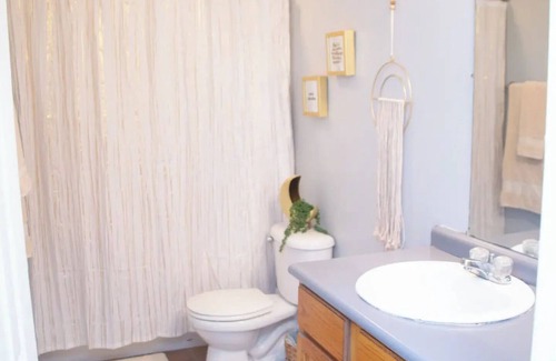 Fort Worth House | Boot Scoot'n In the Stockyards. 3 bedrooms/2 bath