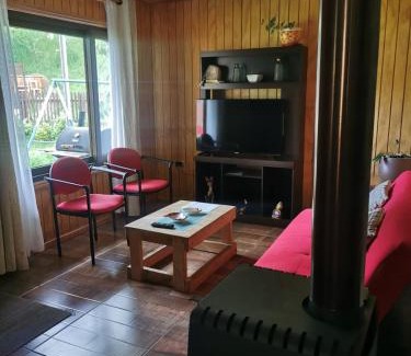 Coyhaique House | Borde Rio Coyhaique Cabaña y Tinaja