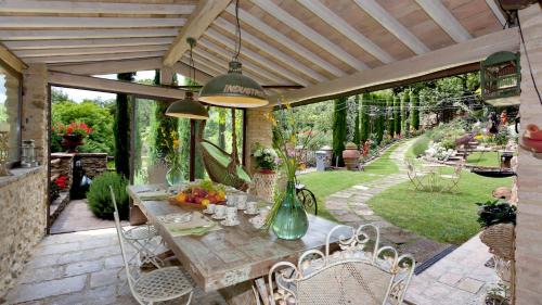 Ciciano Villa | BORGO PARADISO 4&2, Emma Villas