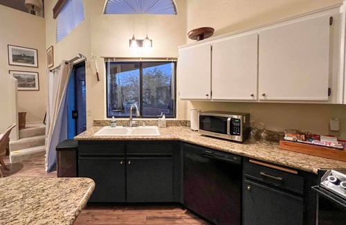 Borrego Springs Condo | Borrego Springs Retreat w/Grill & Patio!