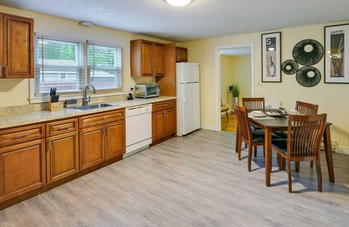 Fairmount Hill Apartment | Boston Duplex w/Foosball Table: 11 Mi to Downtown