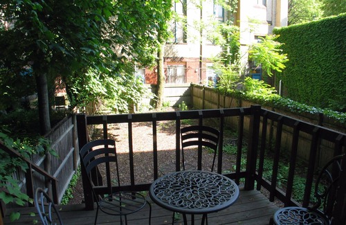 South End Apartment | Boston's South End, Copley area studio with a pull down queen size Murphey bed