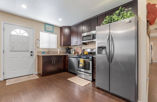 Redlands House | Both Tribune at Redlands