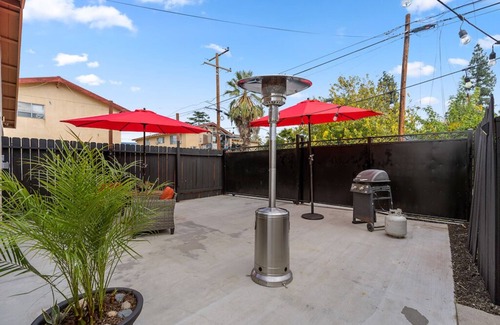 Redlands House | Both Tribune at Redlands