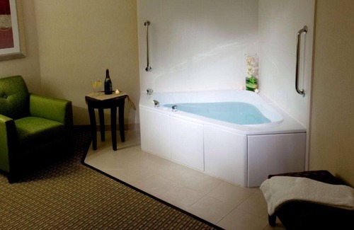 Bothell House | Bothell room in reach of downtown Seattle !