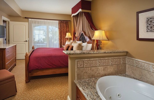 Napa Condo | Bottlerock!