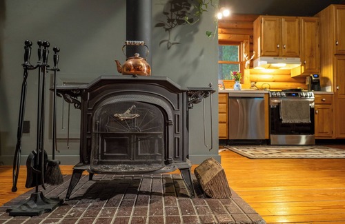 Bent Mountain Cabin | Bottom Creek Cabin