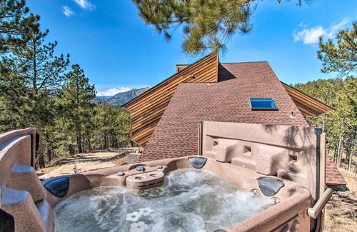 Boulder House | Boulder Barrett House on Mtn Peak with Hot Tub