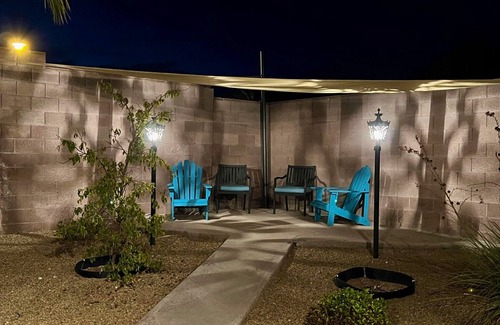 Boulder City House | Boulder Pool House, free WI-FI, sleeps 8