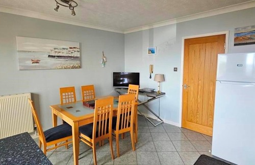 Poole House | Bournecoast: Three bedroom townhouse on Poole Quay with Harbour Views - HB10653