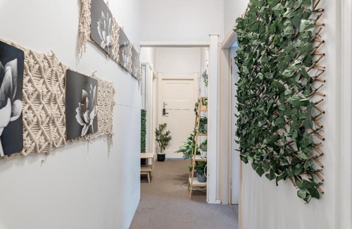 Mascot House | Boutique Private Rm 7 Min Walk to Sydney Domestic Airport - SHAREHOUSE