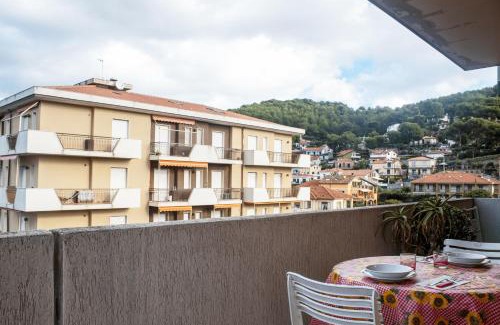 Marina di Andora Apartment | [Box e Ampio Terrazzo] Relax a 600 metri dal mare