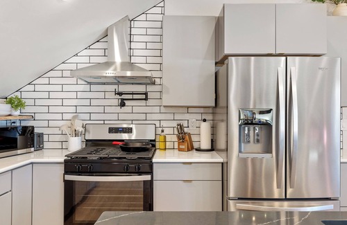 Bozeman Apartment | Bozeman - Gateway Chalet - Oh the Views!
