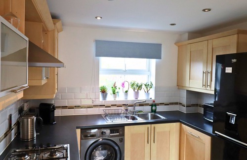 Bracknell House | Bracknell/Wokingham Gorgeous Three Bedroom House