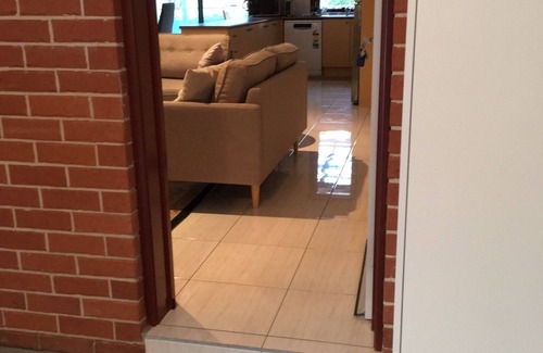 Braddon House | BRADDON CENTRAL CONVENIENCE